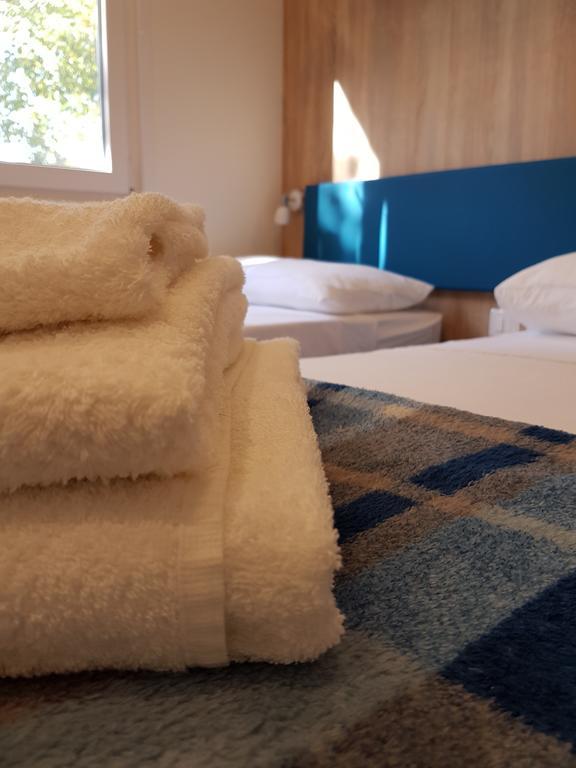 Camping Taimi Hotel มารีนา ดิ มาซซา ภายนอก รูปภาพ